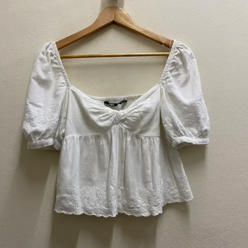 Blusa bata Zara coquette tamanho P