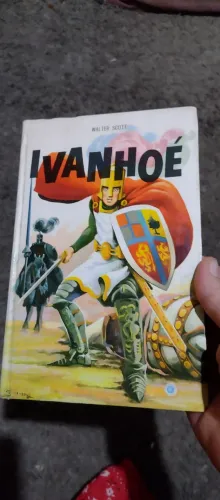 Livro antigo Ivanhoe 1965