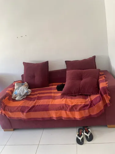 Sofá conservado 