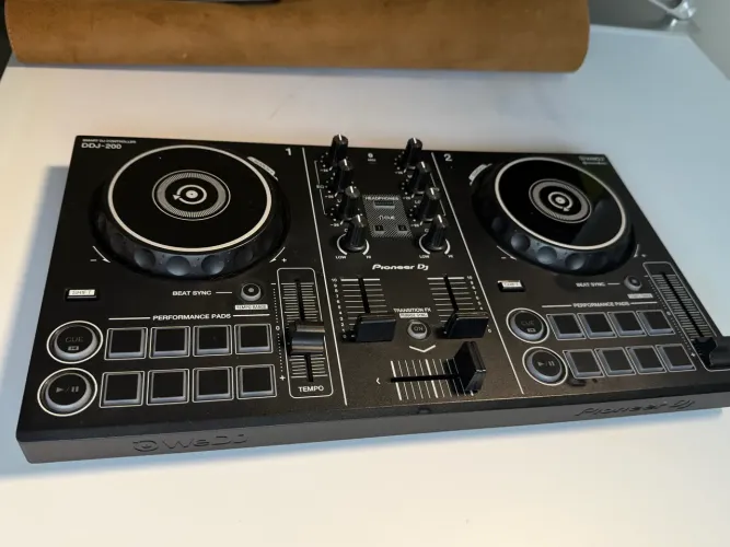 Controladora Pioneer DDJ-200 Impecável