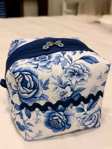 Necessaire