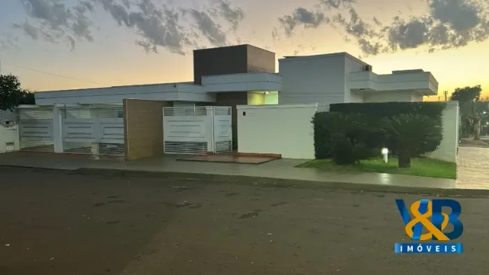 Casa à venda - centro - Slato Grande/SP