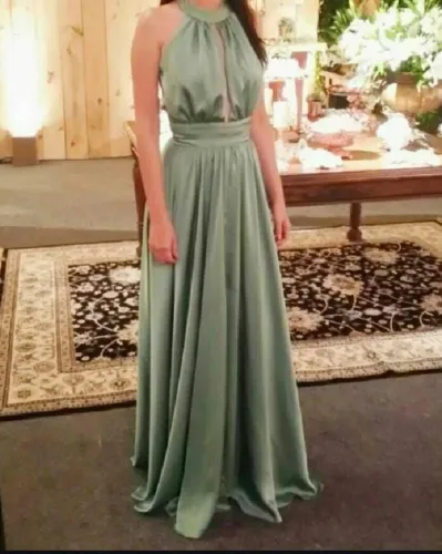 Roupas seminovas