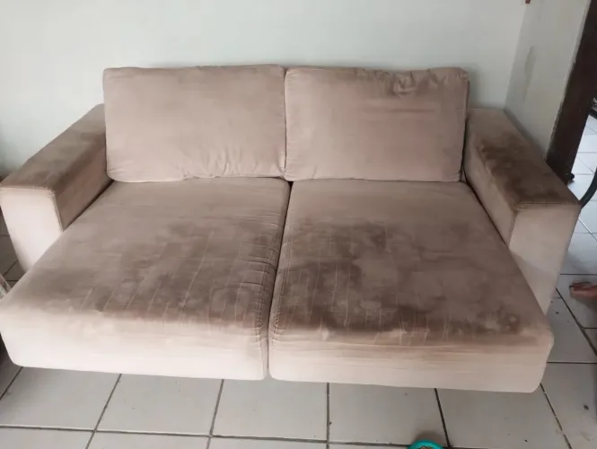 VENDO SOFA CAMA, PRECISA SO DA UMA LAVADA 