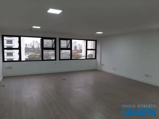 CONJ. COMERCIAL - RECANTO PARAÍSO - SP