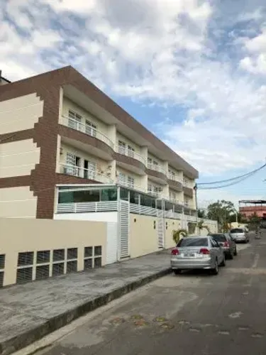 BS Imobiliária vende apartamento 2 quartos, 1 suíte, varanda na Trindade São Gonçalo / R