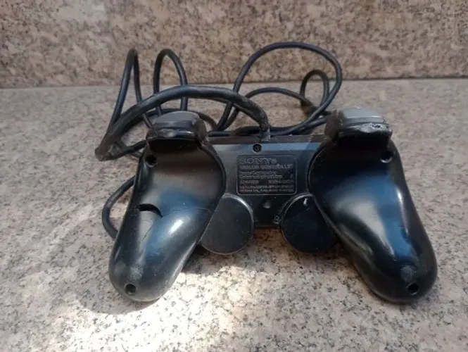 Controle Play 2 com defeito
