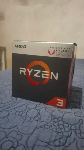 Processador Cpu AMD Ryzen 3 2200G Acompanha Coolerbox AMD Wraith Stealth e Caixa