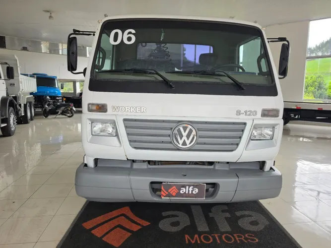VW 8120 WORKER CHASSIS