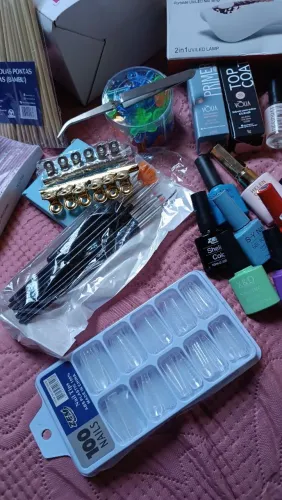 Material para alongamento de unhas
