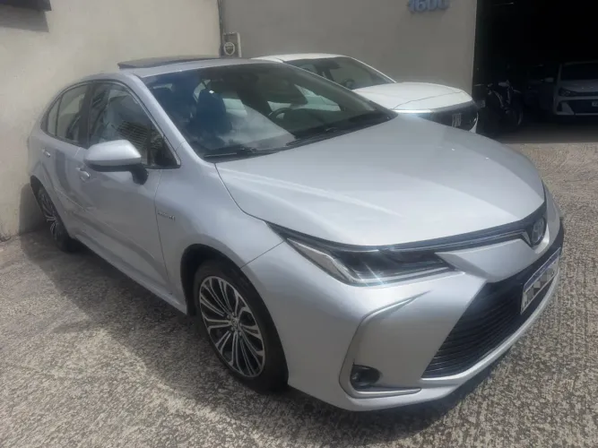 Toyota Corolla Altis Prem. Hybrid 1.8 Flex AUT 2020
