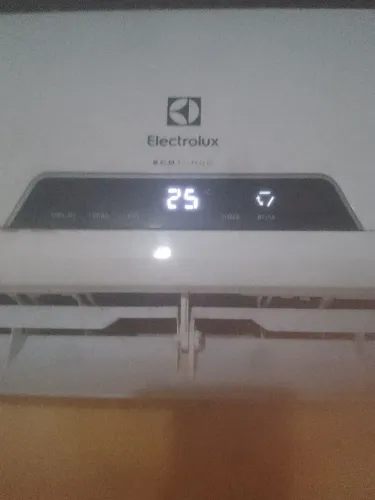 Vendo split.novo turmo 12 BTS .. valor 1.300 reais