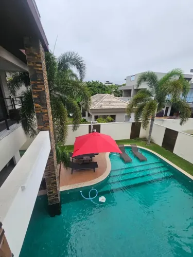 Casa na Barra da tijuca, Condomínio Alphaville, mobiliada, 4 suítes, 2 vagas, piscina, sau