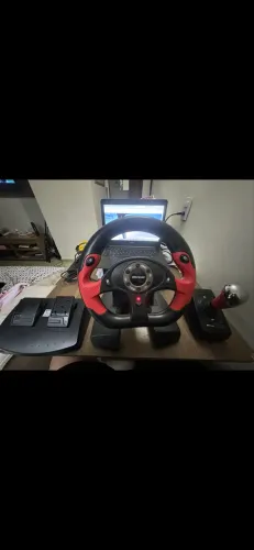 Volante com pedal ps2 ps3 e PC