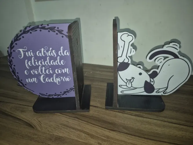 Porta-livros Decorativo Cachorro
