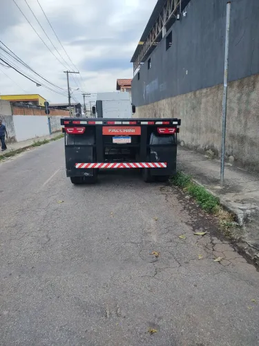Carreta 9.50 metros 2 eixos Facchini
