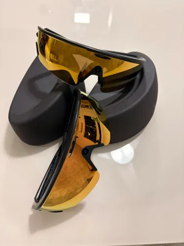 Óculos Oakley Meta Vanguard 