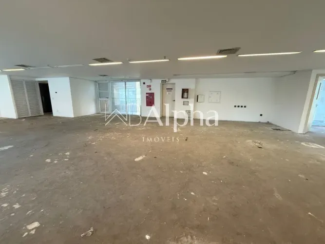 Locação de Sala de 204,00m2 com 5 Vagas de Garagem Edifício Alfacon