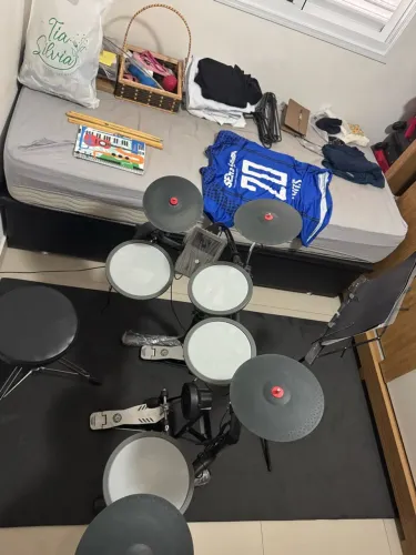 Bateria eletrônica Nagano com bumbo - 7 pads