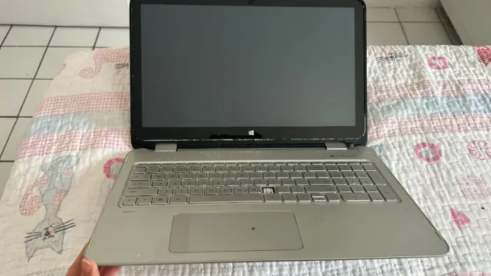Notebook HP Envy x360 15 (conversível 2 em 1)