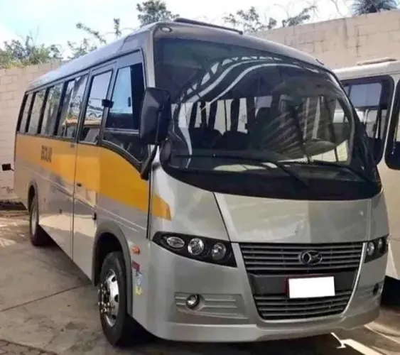 MICROÔNIBUS VOLARES 2012