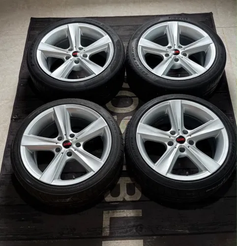 Rodas BMW Mini 5x120 Aro 18 duas talas com Pneus