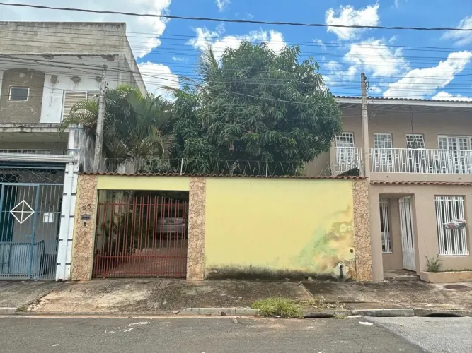 Casa à venda no Wanel Ville II com 3 dormitórios ? Ampla, funcional e muito bem localizada