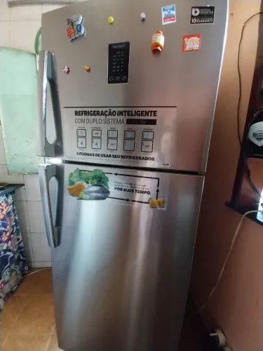 Geladeira [Samsung] Compressor Queimado (Para Retirada / Peças)