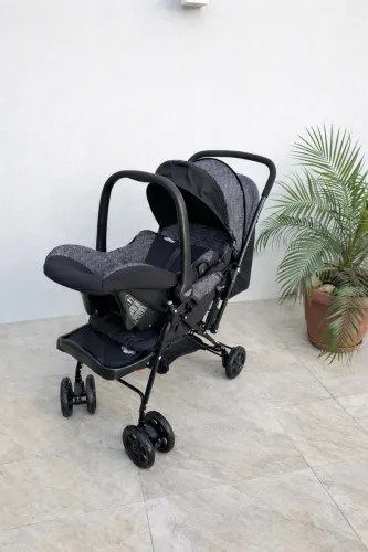 Carrinho de bebê + bebê conforto