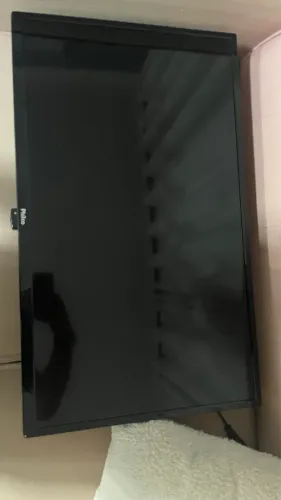 TV PHILCO 32? com controle remoto. Pouco uso
