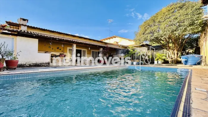 Casa a Venda 400m²; por R$2.500.000,00