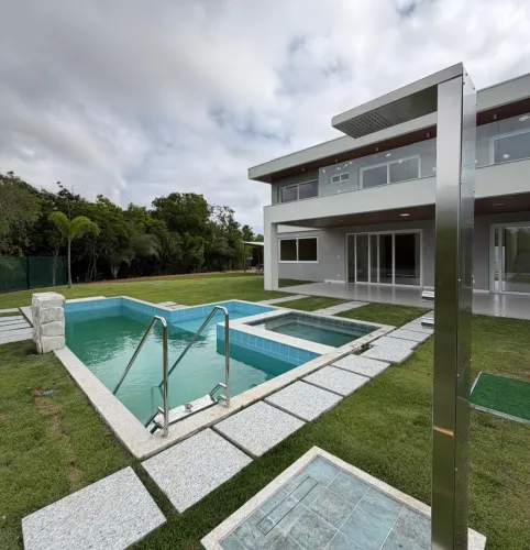 Casa para Venda em Camaçari, Busca Vida (Abrantes), 5 dormitórios, 5 suítes, 5 banheiros,