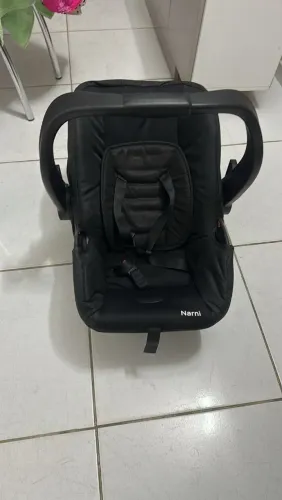 Vendo bebê conforto