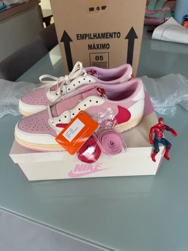 Tênis Air Jordan 1 Low x Travis Scott OG SP Sail Tropical Pink