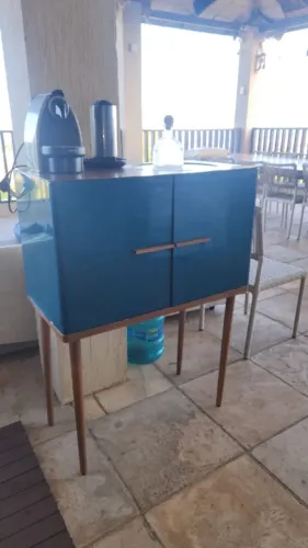Aparador / Bar em Madeira Laqueada - Design Moderno e Alto Impacto