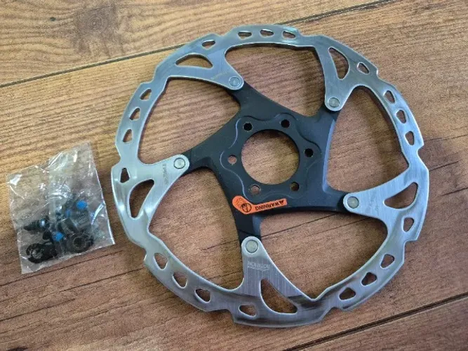 Disco Rotor De Freio Shimano Deore Xt Sm-rt76 180mm "Novo"