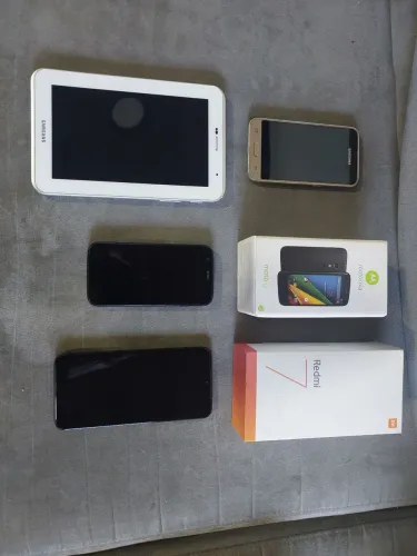 Lote de celulares smartphone e tablet, funcionando, 4 aparelhos