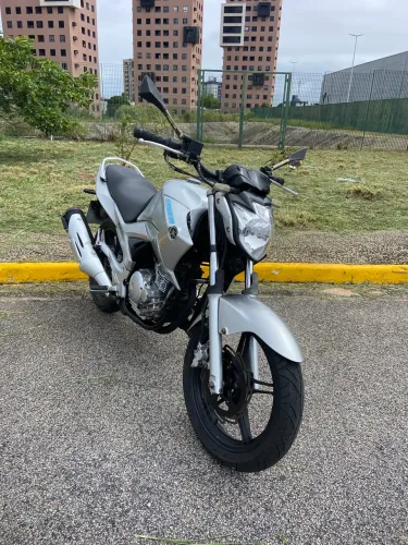 FAZER 250/2013 Empório Motos