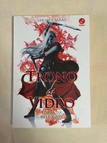 Trono de vidro - coroa da meia noite capa antiga