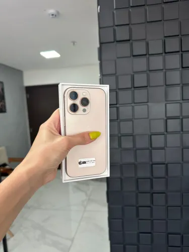 Iphone 16 pro Max desert COR MAIS LINDA 