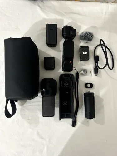 Câmera Dji Osmo Pocket 3 | Creator Combo - 06 meses de uso