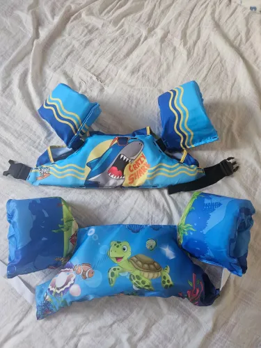 Boias/colete salva vidas- Infantil