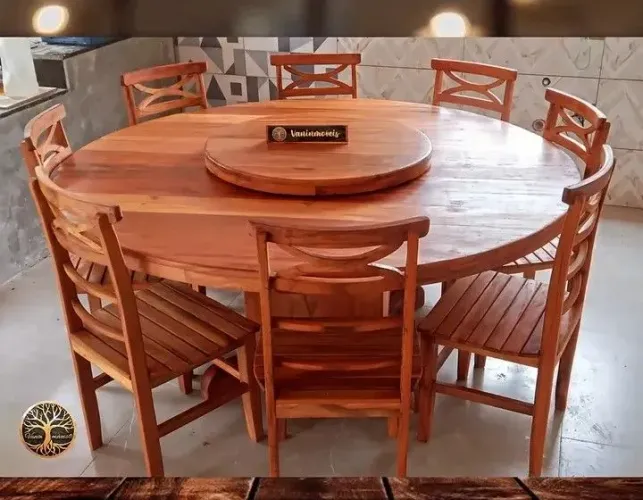 Temos a Mesa Ideal Para Aquele encontro Especial Com a Família e Amigos.Um Charme