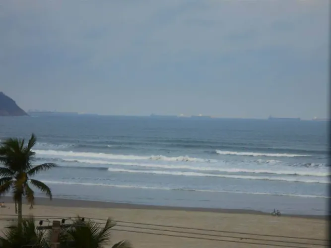 FRENTE AO MAR, APARTAMENTO 03 DORMITORIOS, LAZER COMPLETO, NA IMOBILIARIA EM PRAIA GRANDE.
