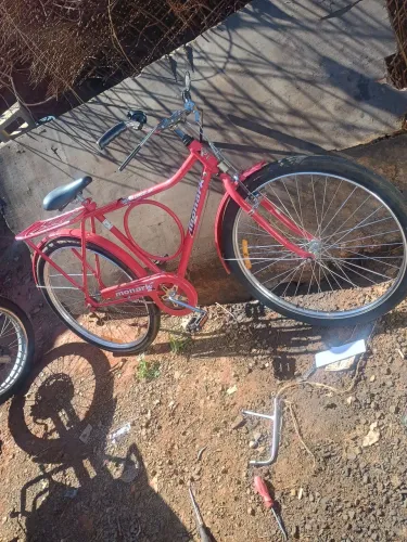 Bicicleta barra forte circular Monark 