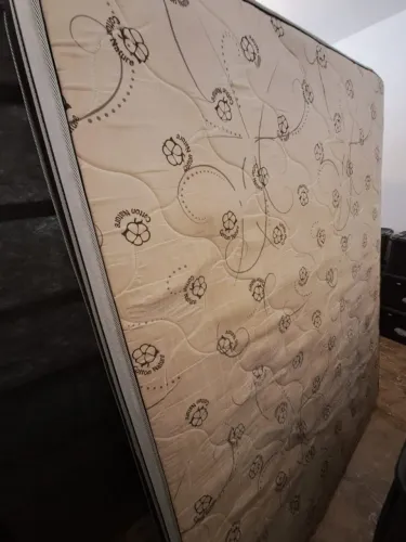 Cama box queen size