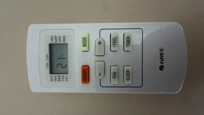 AR CONDICIONADO GREE 10000 BTU MUITO NOVO