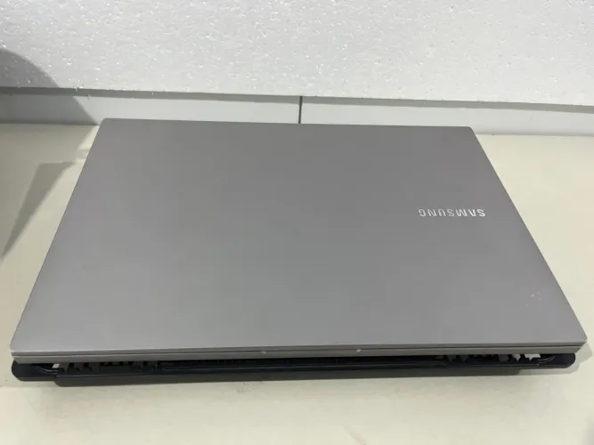 Título sugerido: Notebook Samsung X50 | Core i7 (10ª Ger.) | 8GB RAM | 1TB SSD + 1TB HD |