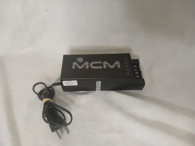 Fonte para sistemas de segurança Marca MCM 12v - 10A