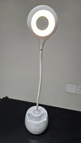 Luminária de cabeceira USB recarregável por toque com 3 intensidades de luz